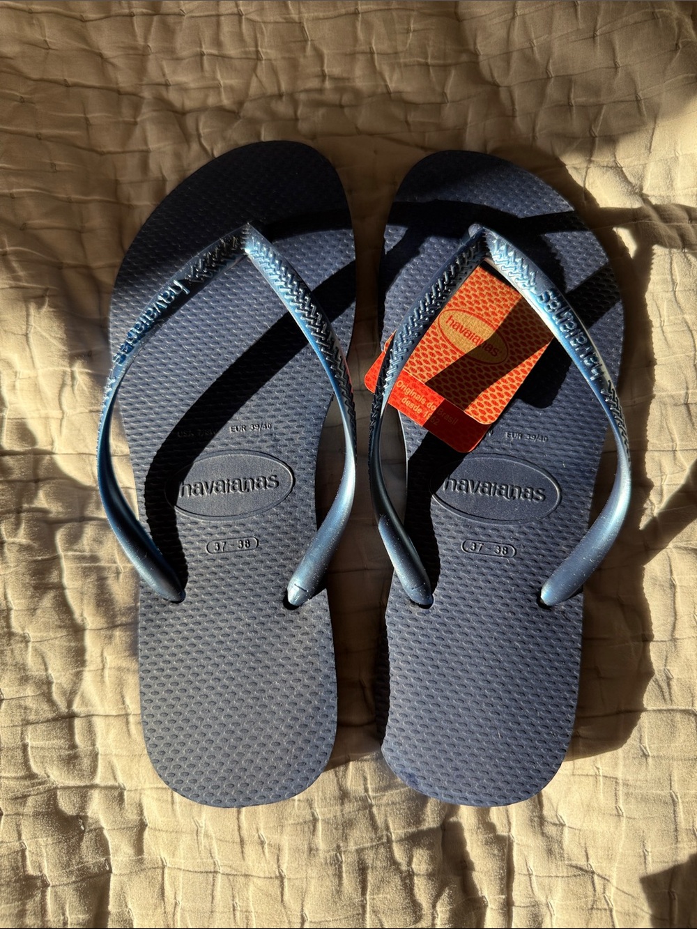 NWT Havaianas Flip Flips
